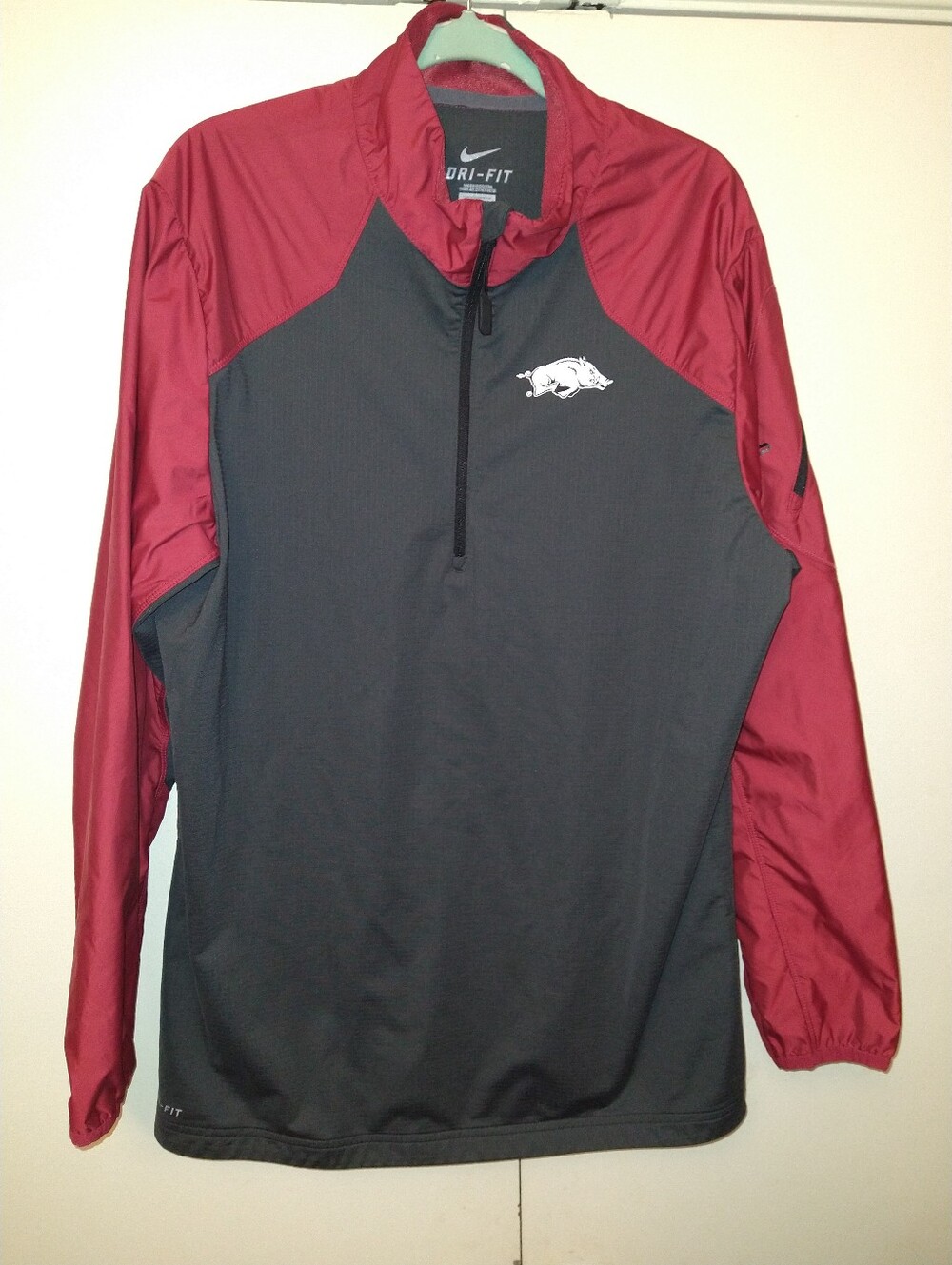 Nike Arkansas Razorbacks NCAA Dri-Fit 1/4 Zip Pullover Men's sz Large